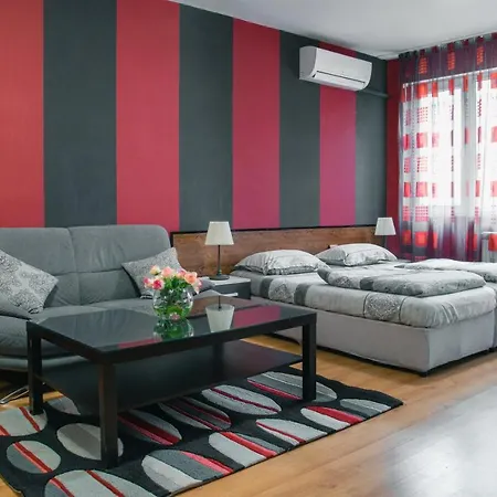 сентръл апартмънтс 4* София