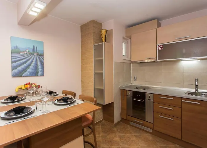 Sofia Central Hotel Apartments