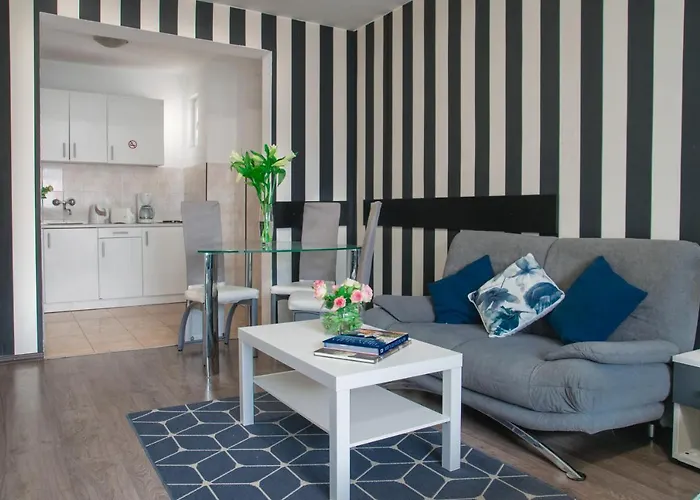 Sofia Central Hotel Apartments 3* Sofya